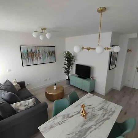 Exclusivo Apartamento Con Aparcamiento Gratuito Laredo Zewnętrze zdjęcie